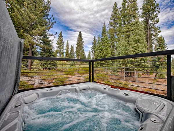 Lake Tahoe South Shore Home 990716