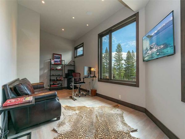 Lake Tahoe South Shore Home 990716
