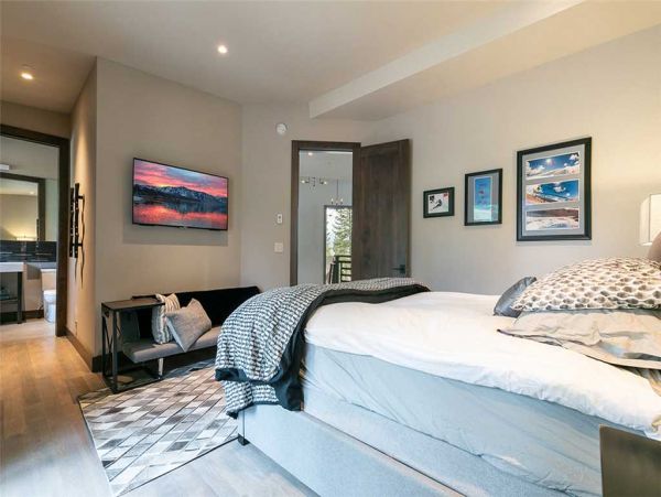 Lake Tahoe South Shore Home 990716