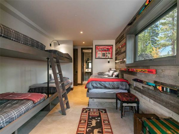 Lake Tahoe South Shore Home 990716