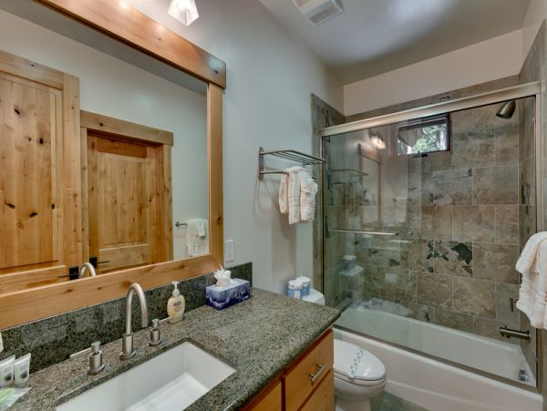 Lake Tahoe South Shore Home 990718