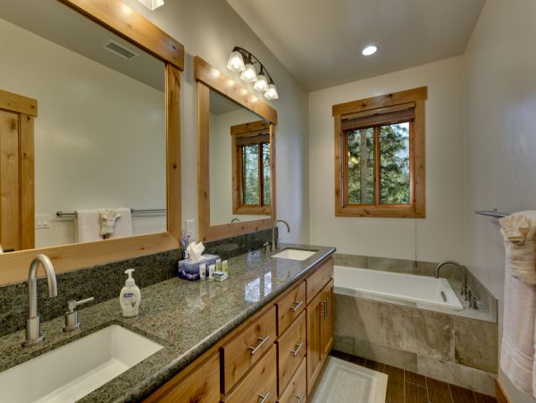 Lake Tahoe South Shore Home 990718