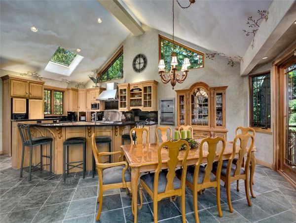 Lake Tahoe South Shore Home 990719