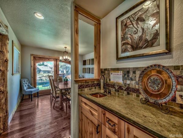 Lake Tahoe South Shore Home 990720
