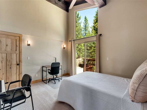 Lake Tahoe South Shore Home 990721