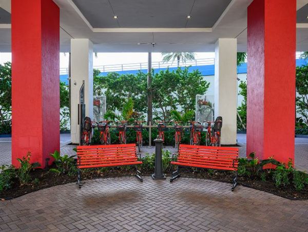 Short Walk to Hallandale Beach Vacation Condo 3 Bedroom