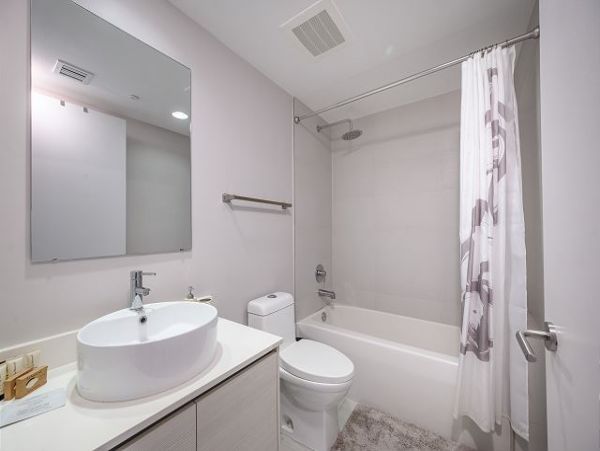 Short Walk to Hallandale Beach Vacation Condo 3 Bedroom