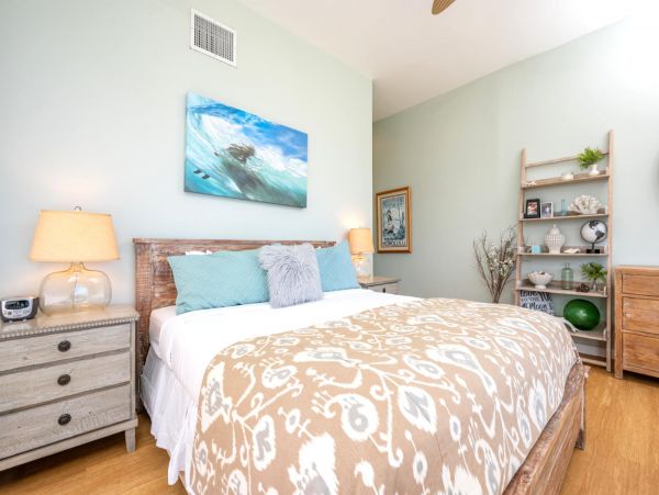 Ocean View One Bedroom Rental Condo in Kapalua Walk To Beach