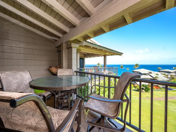 Ocean View One Bedroom Rental Condo in Kapalua Walk To Beach