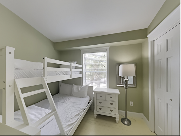 Five Bedroom Pool Home Walk to Beach in Miramar
