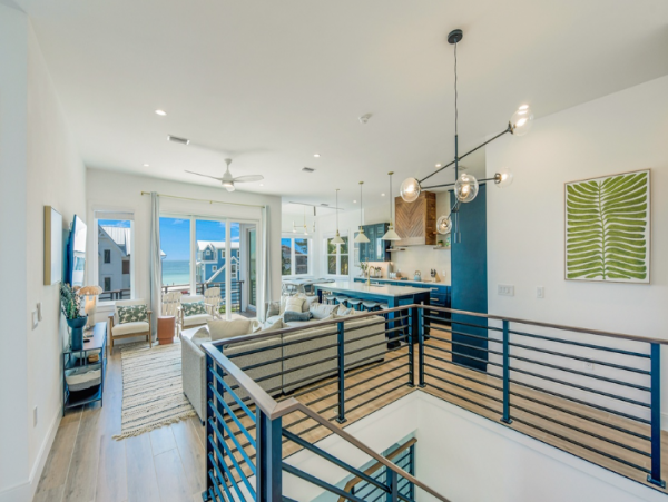 Eight Bedroom Posh Vacation Home in Bradenton Beach