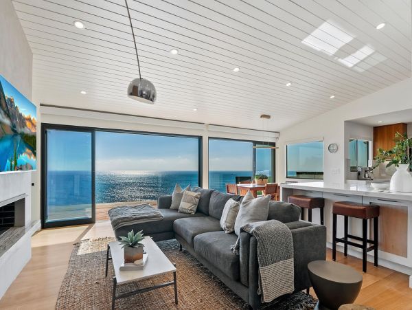 Lovely Malibu Three Bedroom Vacation Accommodation
