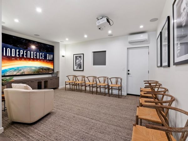 Lovely Malibu Three Bedroom Vacation Accommodation