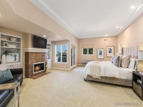 Beautiful La Jolla Mansion