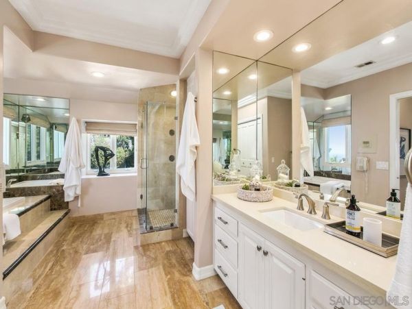 Beautiful La Jolla Mansion