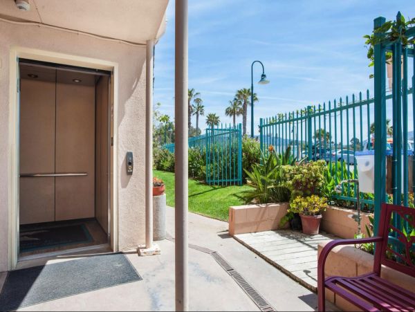 Santa Barbara County Condo 990767