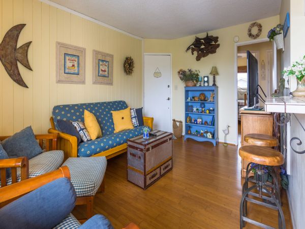 Santa Barbara County Condo 990770