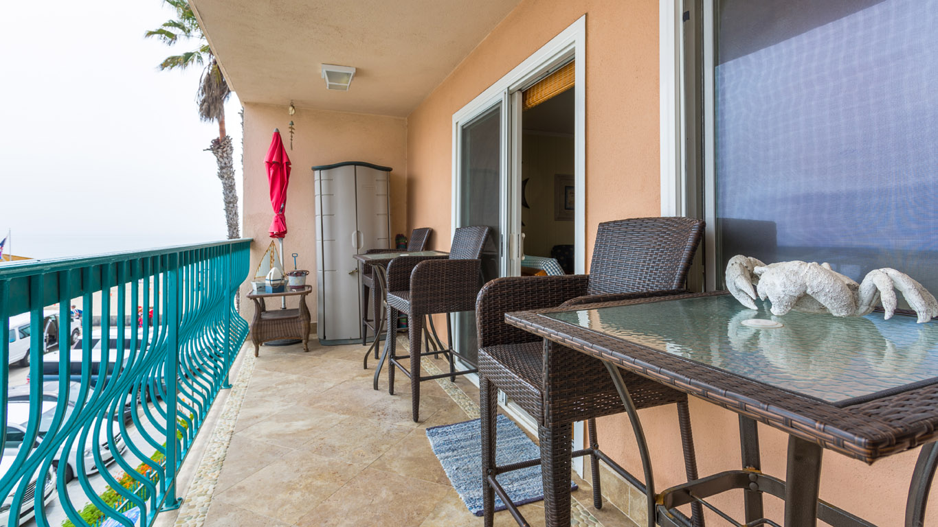 Santa Barbara County Condo 990770