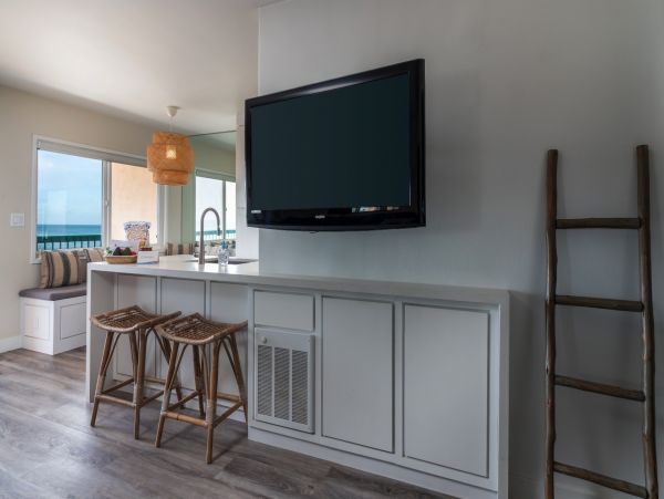 Santa Barbara County Condo 990771