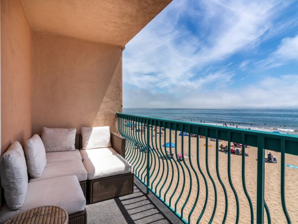 Santa Barbara County Condo 990771