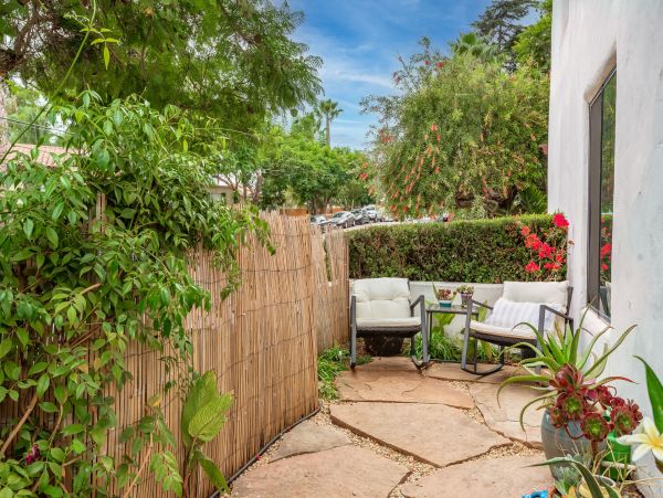 Santa Barbara County Home 990772