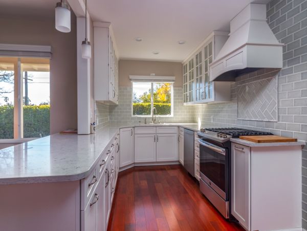 Santa Barbara County Home 990773