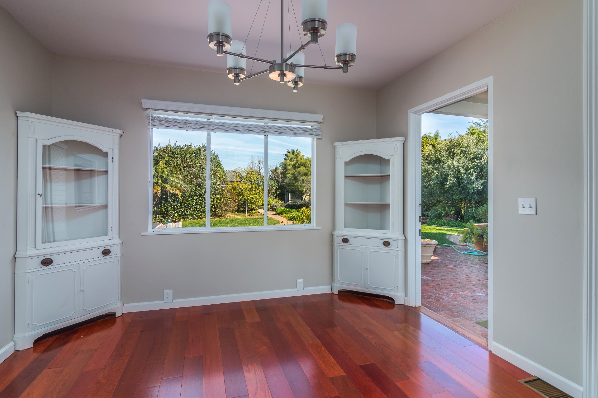 Santa Barbara County Home 990773
