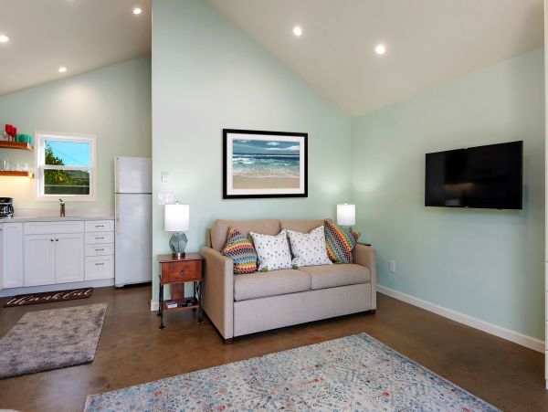Santa Barbara County Home 990774