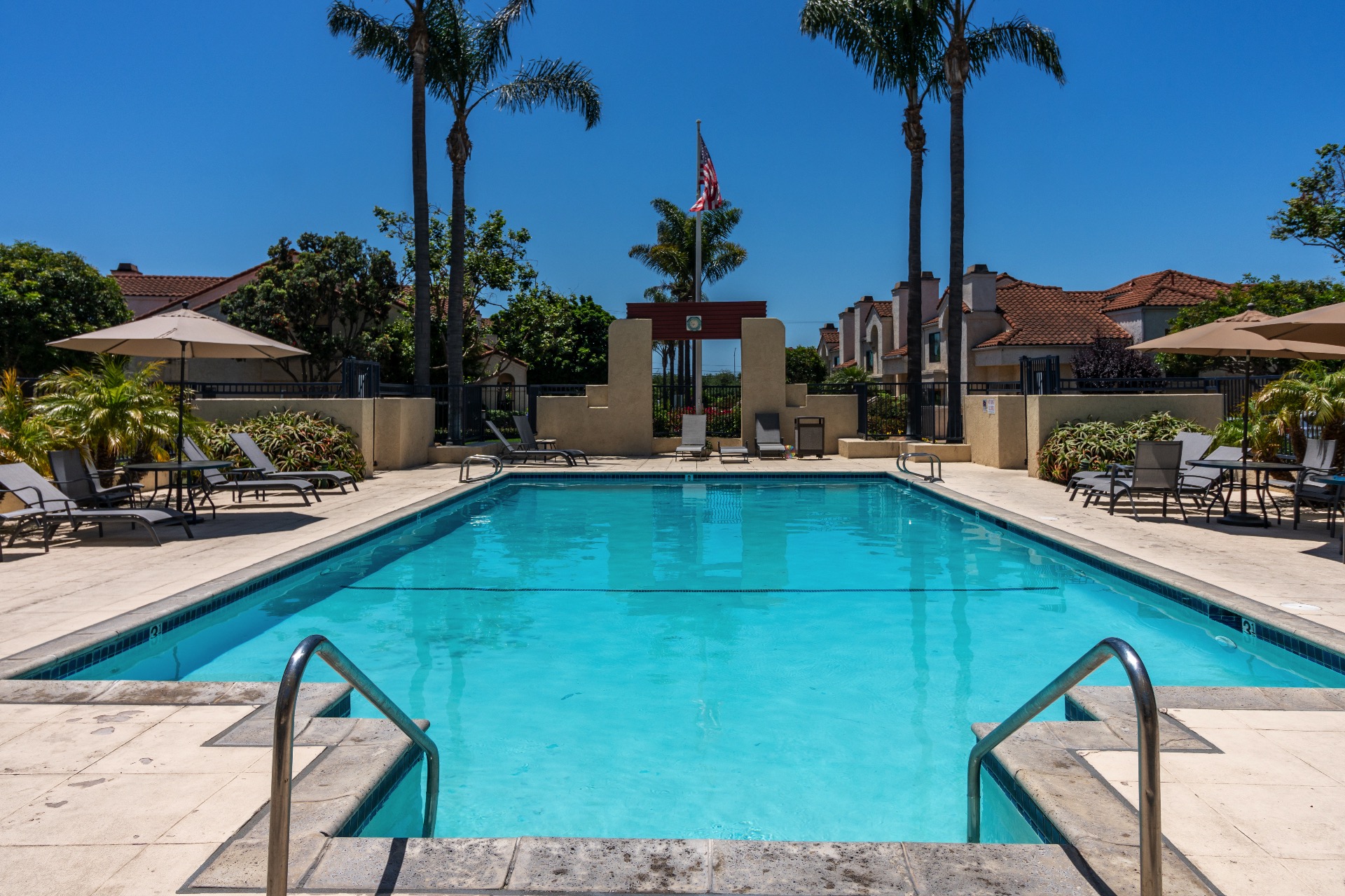 Santa Barbara County Condo 990775
