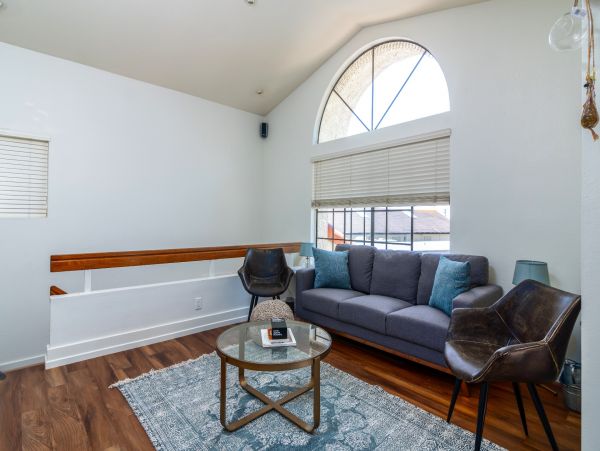 Santa Barbara County Condo 990775