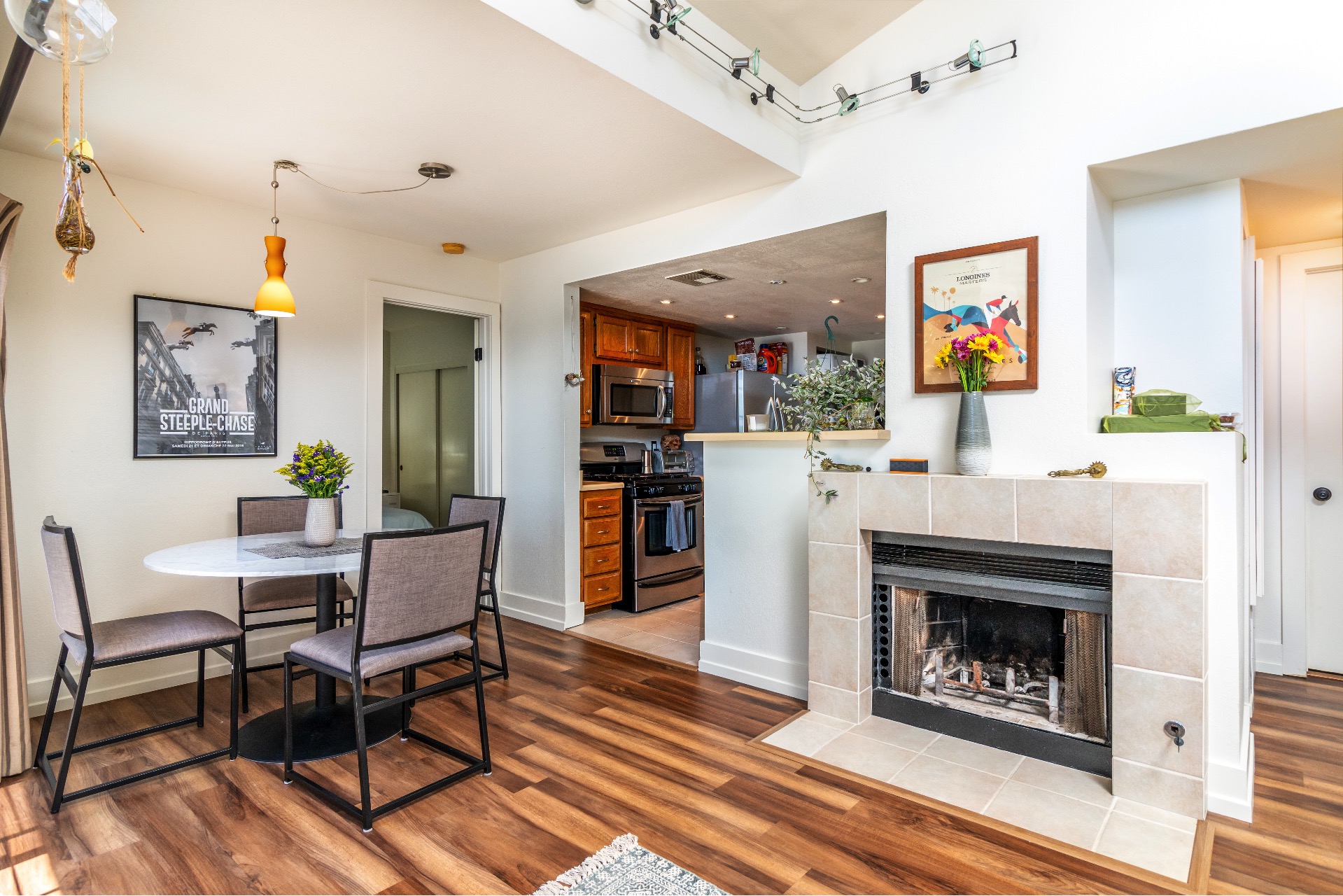 Santa Barbara County Condo 990775