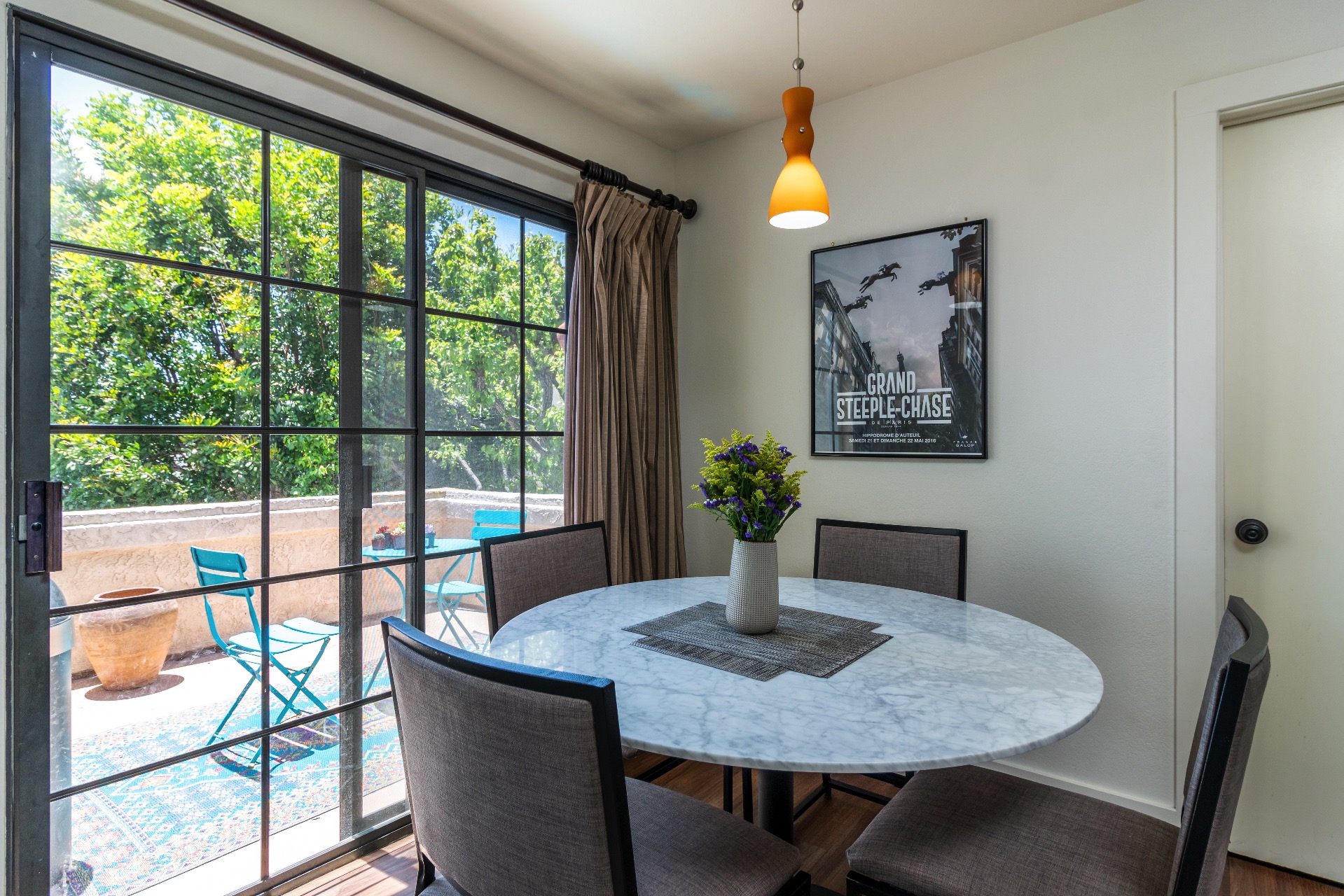 Santa Barbara County Condo 990775