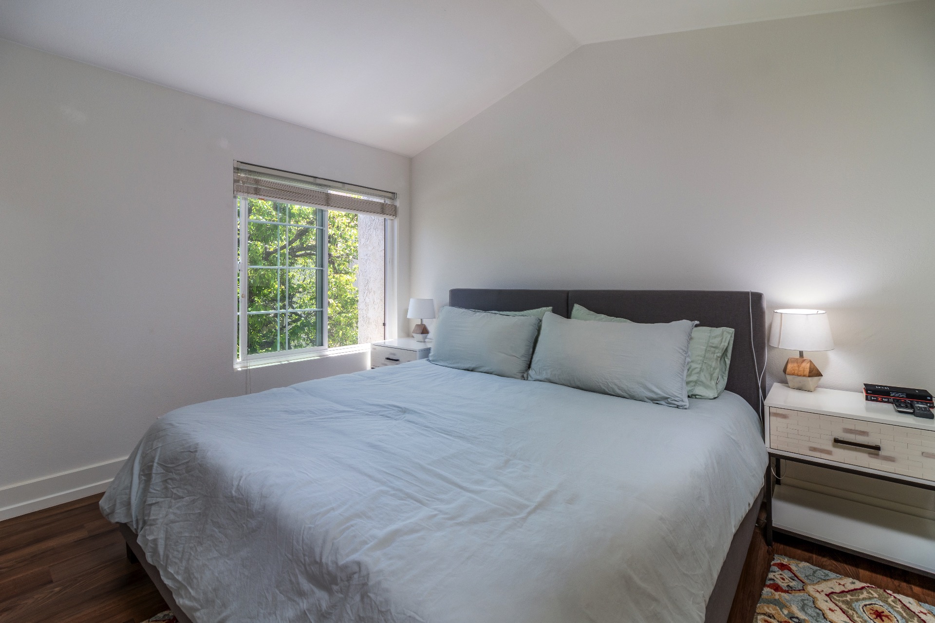 Santa Barbara County Condo 990775