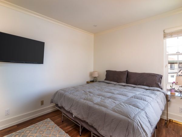 Santa Barbara County Condo 990775