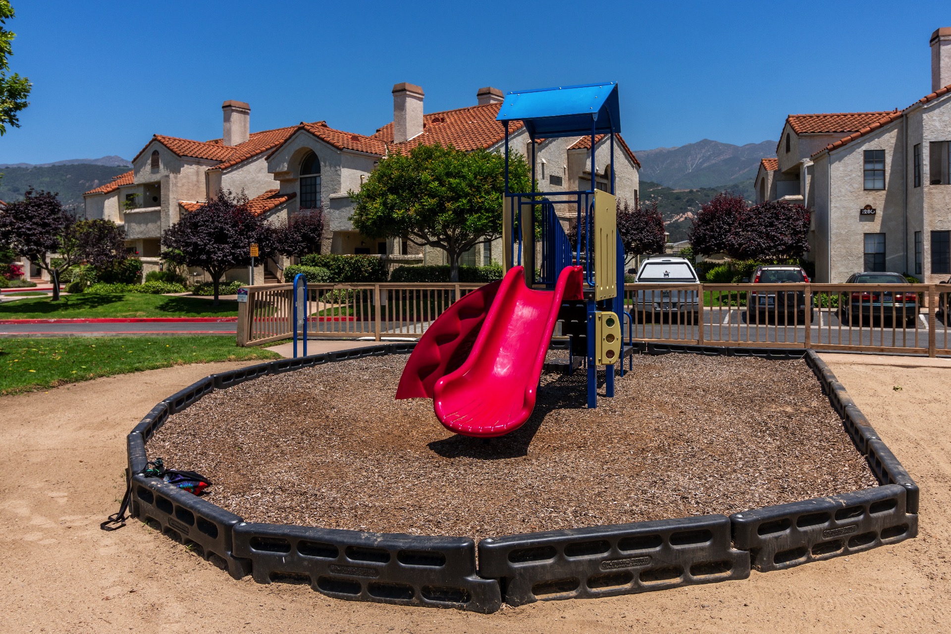 Santa Barbara County Condo 990775