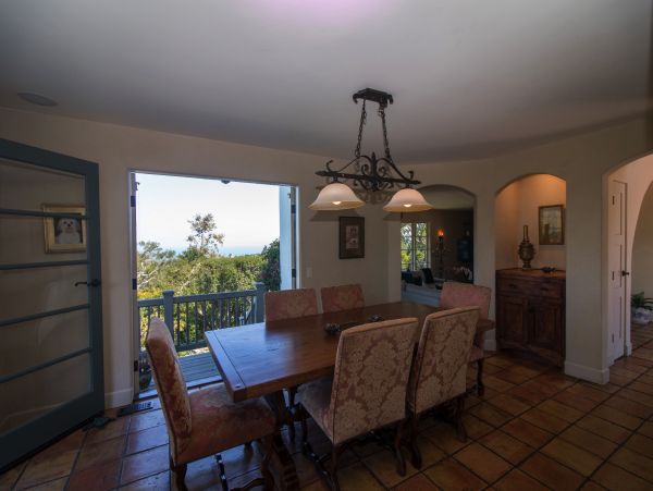 Santa Barbara County Home 990778