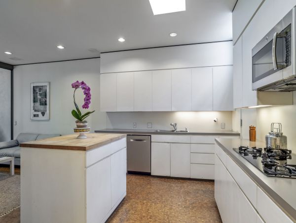 Santa Barbara County Home 990779