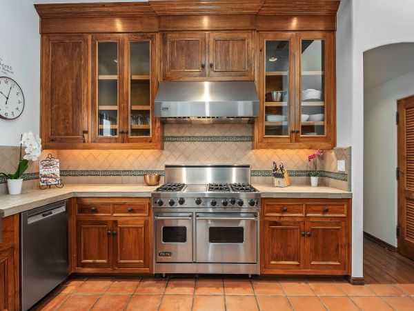 Santa Barbara County Home 990780