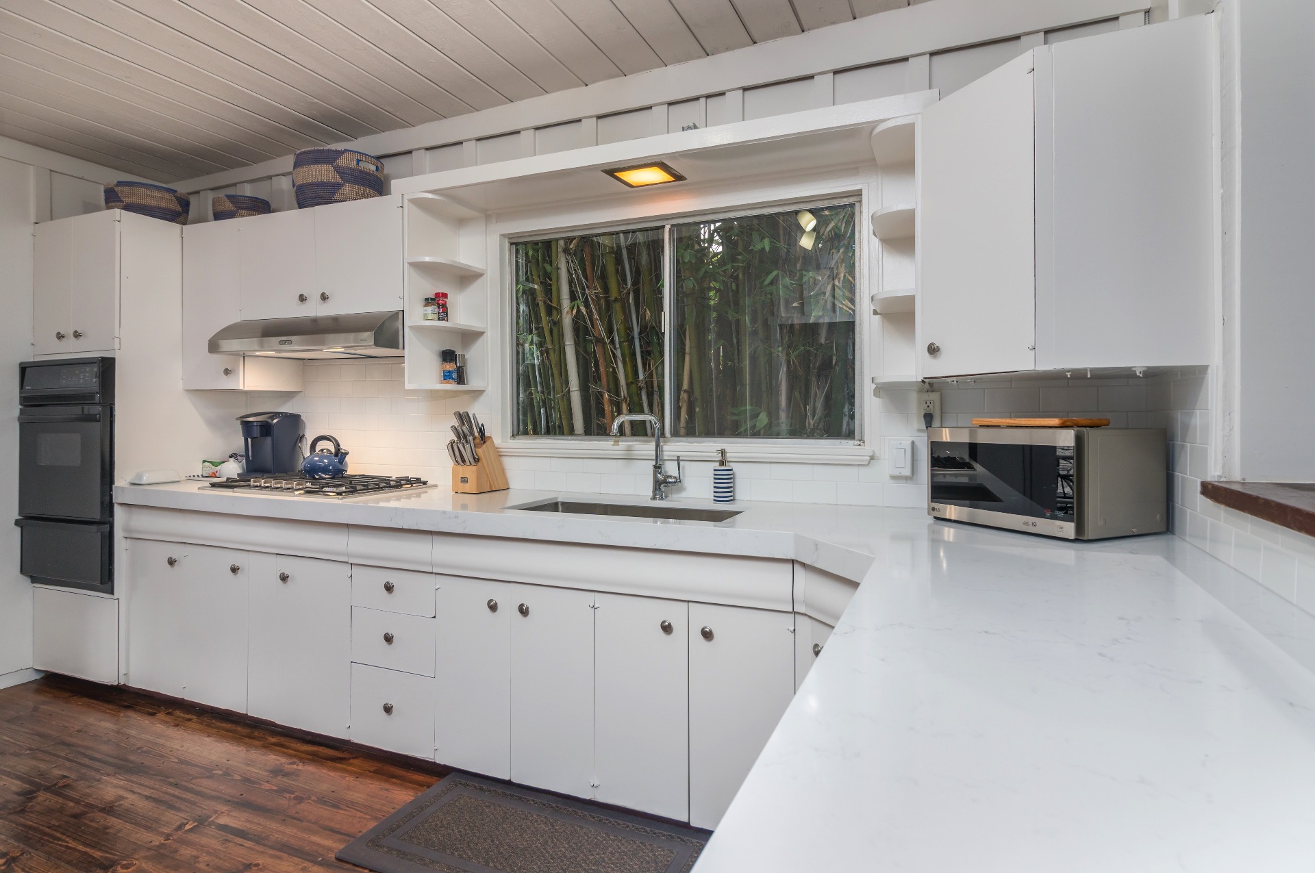 Santa Barbara County Home 990782