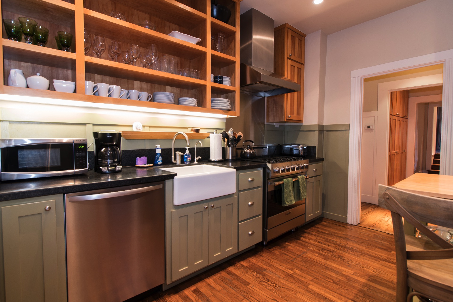 Santa Barbara County Home 990783