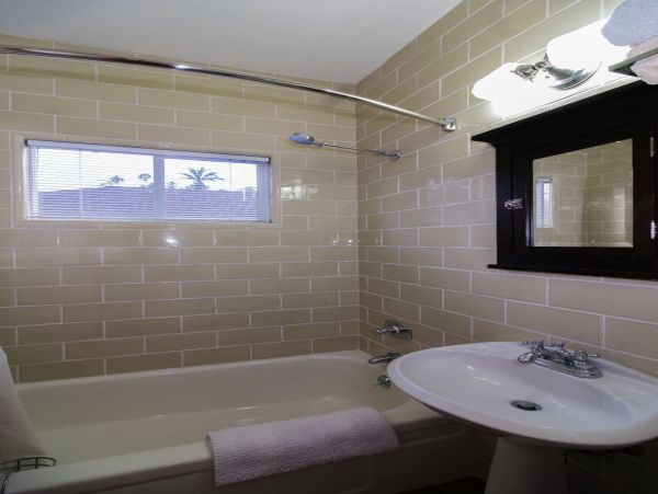 Santa Barbara County Home 990783