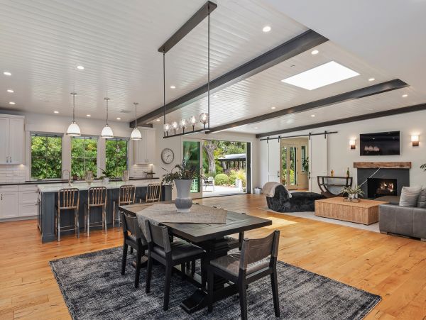 Santa Barbara County Home 990784