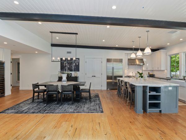 Santa Barbara County Home 990784