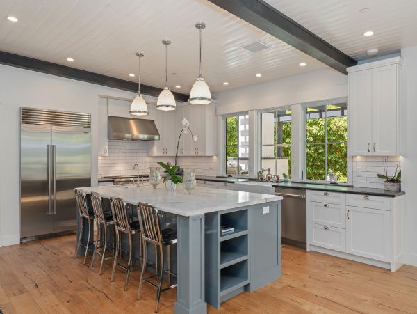 Santa Barbara County Home 990784