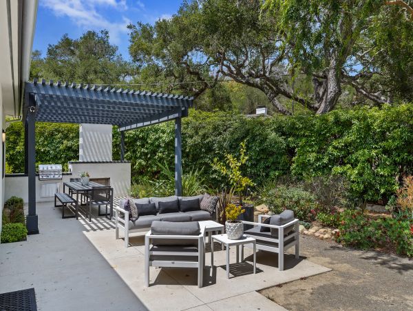 Santa Barbara County Home 990784