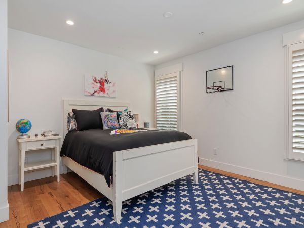 Santa Barbara County Home 990784