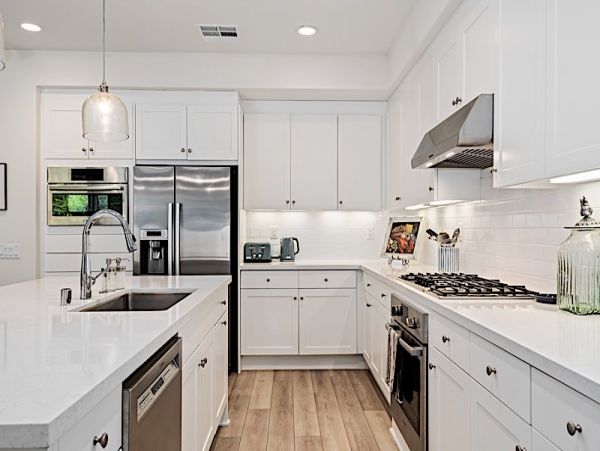 Santa Barbara County Home 990788