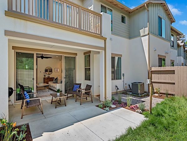 Santa Barbara County Home 990788