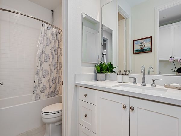Santa Barbara County Home 990788