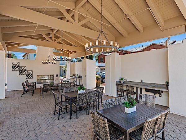 Santa Barbara County Home 990788